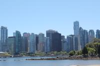 im Stanley Park - Blick auf die Skyline Vancouvers