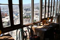 Mittagessen hoch über ValparaÃ­so