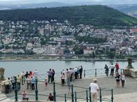 Blick vom Niederwalddenkmal nach Bingen