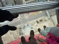 Blick nach unten vom Calgary Tower
