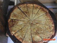 Der Zuckerkuchen in Perpouges ist eine KÃ¶stlickkeit