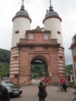 Tor zur alten Steinbrücke in Heidelberg