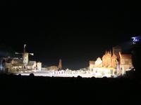 Die prächtige Kulisse in der Nacht