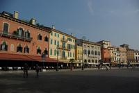 Verona_Piazza_Bra (1)