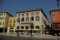 Verona_Piazza_Bra (2)