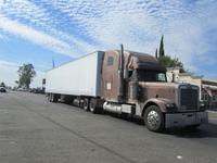 Truck auf dem Rastplatz