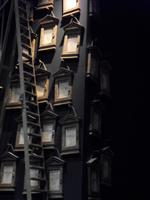 Wer denkt hier nicht an die gute Dolores Jane Umbridge