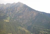 Blick zum Hochmuth und Meraner Höhenweg