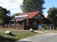 Hier haben wir uns die leckeren Fischbrötchen schmecken lassen.