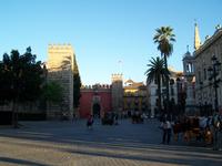 Blick auf das Eingangstor zum Alcazar