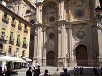 Haupteingang in die Kathedrale von Granada