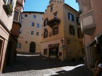 Szene von Gassen in Brixen
