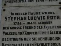 Gedenktafel für L. Roth in Medias