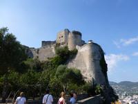 im Castello Aragonese