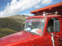 Wir überholen einen Truck