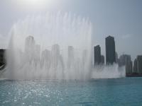 Wasserspiel vor dem Burj Khalifa