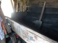 ... und mit Salzwasser angereicherter Sand wird im Filter ausgeschwemmt.