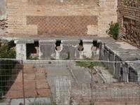 die Latrinen in Ostia Antica