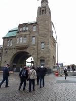 Brücke 6 zur St. Pauli Landungsbrücke