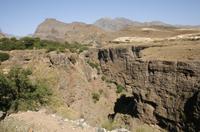 Tiefe Schlucht bei Lagedos auf Santo Antao