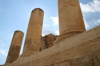 0065 die mächtigen Säulen des Zeustempels