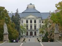 Haupteingang des Lizeum