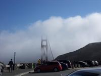 Vernebelter Blick auf die Golden Gate Brücke