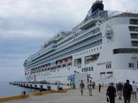 Die Norwegian Pearl in Huatulco