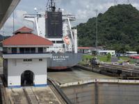 an der zweiten Schleuse - Pedro Miguel