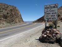 Fahrt entlang der Strecke des Zugs in die Wolken - Abra Blanca in 4080 Metern Höhe