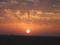 Sonnenaufgang in der Wüste