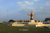 IMG_3211_Dalla im Kreisverkehr Fujairah-Stadt