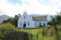Kirche mit typischem Reetdach in Franschhoek