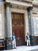 Im Parlamentsgebäude