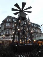 Weihnachtsmarkt vor dem Rathaus