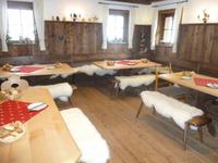 Gemütliche Bauernstube zur Käseverkostung im Wilden Käser