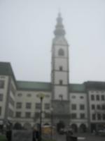 Klagenfurt: Domkirche im Morgennebel