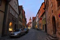 025 Blick durch den Milchmarkt zum Weißen Turm