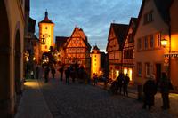 030 Am Plönlein, links Siebersturm, rechts Kobolzeller Tor