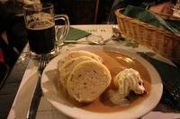 Im ältesten Bier-Restaurant Prags - U Fleku