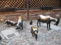 IMG_0974Fleischhauergasse Bronzetiere