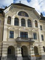 Auf dem Hauptplatz in Vaduz (Lichtenstein)