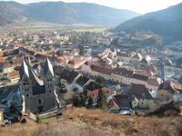 Blick vom Petersberg hinunter zur Stadt Friesach