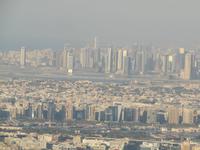 Blick vom  Burj Khalifa auf Dubai Creek und Sharjah