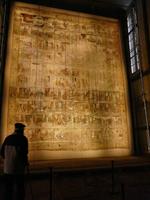 Kostbarkeit: Das Zittauer Fastentuch in der größten Museumsvitrine der Welt