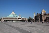 Neue und alte Basilika der Jungfrau von Guadalupe