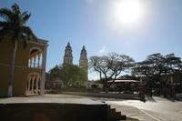 Zócalo mit Kathedrale – Campeche