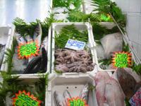 Fischstand in der Markthalle