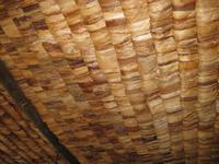 Bananenblätter als dekoratives Dach in Arusha