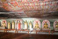 Die größten buddhistischen Wandmalereien der Welt in Dambulla